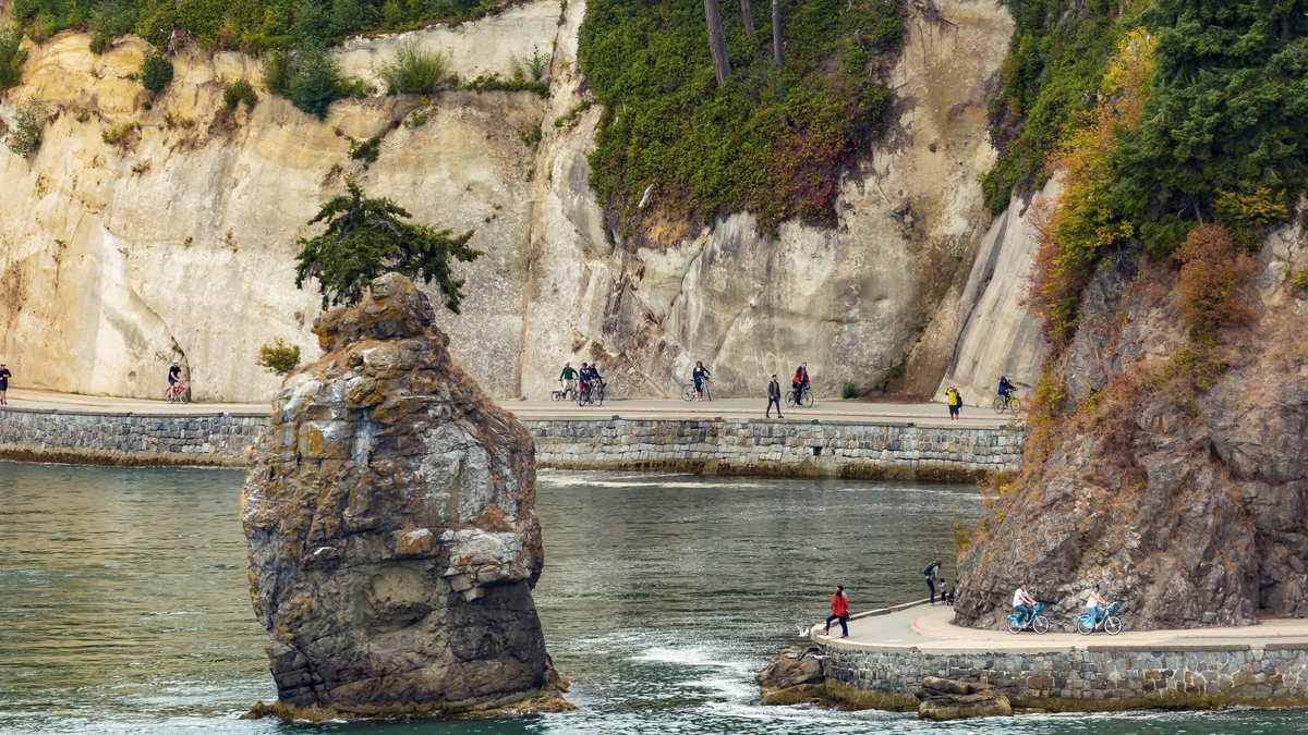 Cyclists on the Stanley Park Seawall in Vancouver